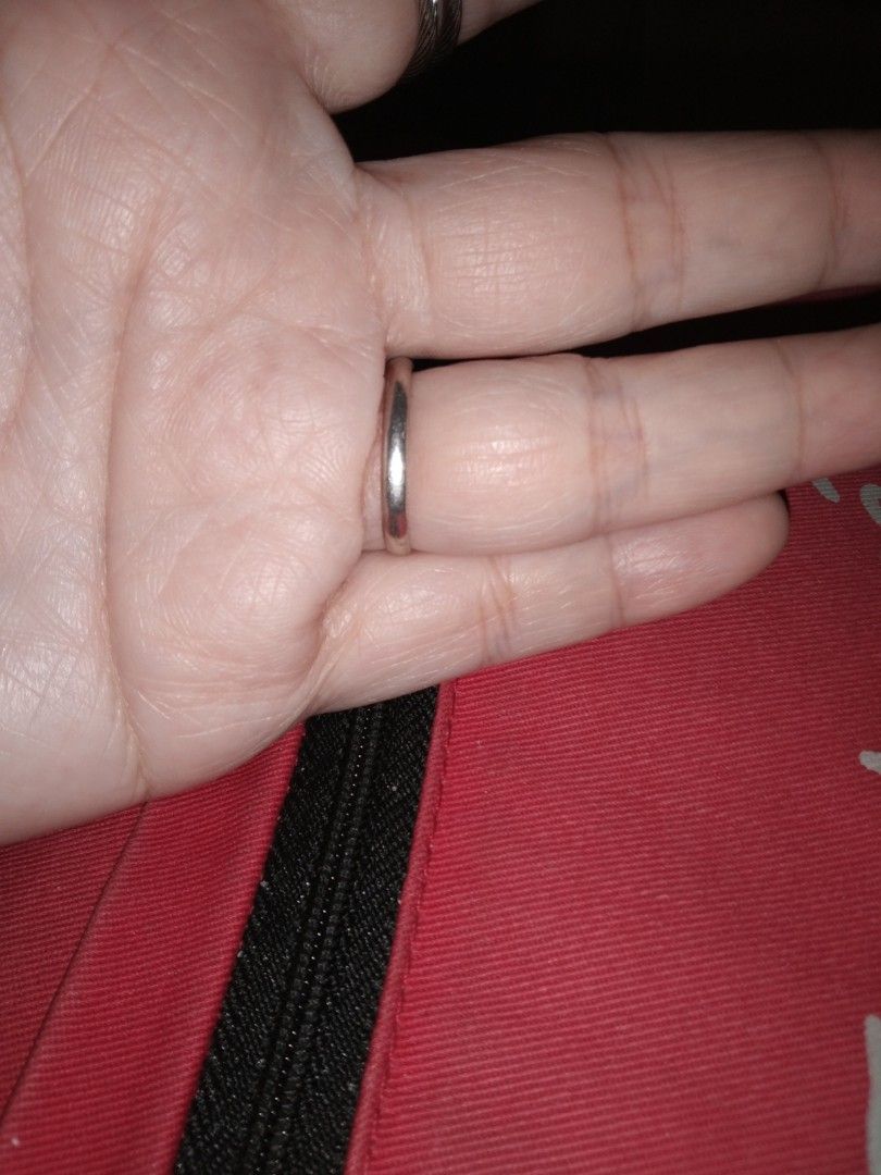 Minex crystal silver 925 ring size 8 (Category: Rings) located in Quezon City. Submitted by eidorableshop (Listing ID 1462272455, Image 3). Description: .