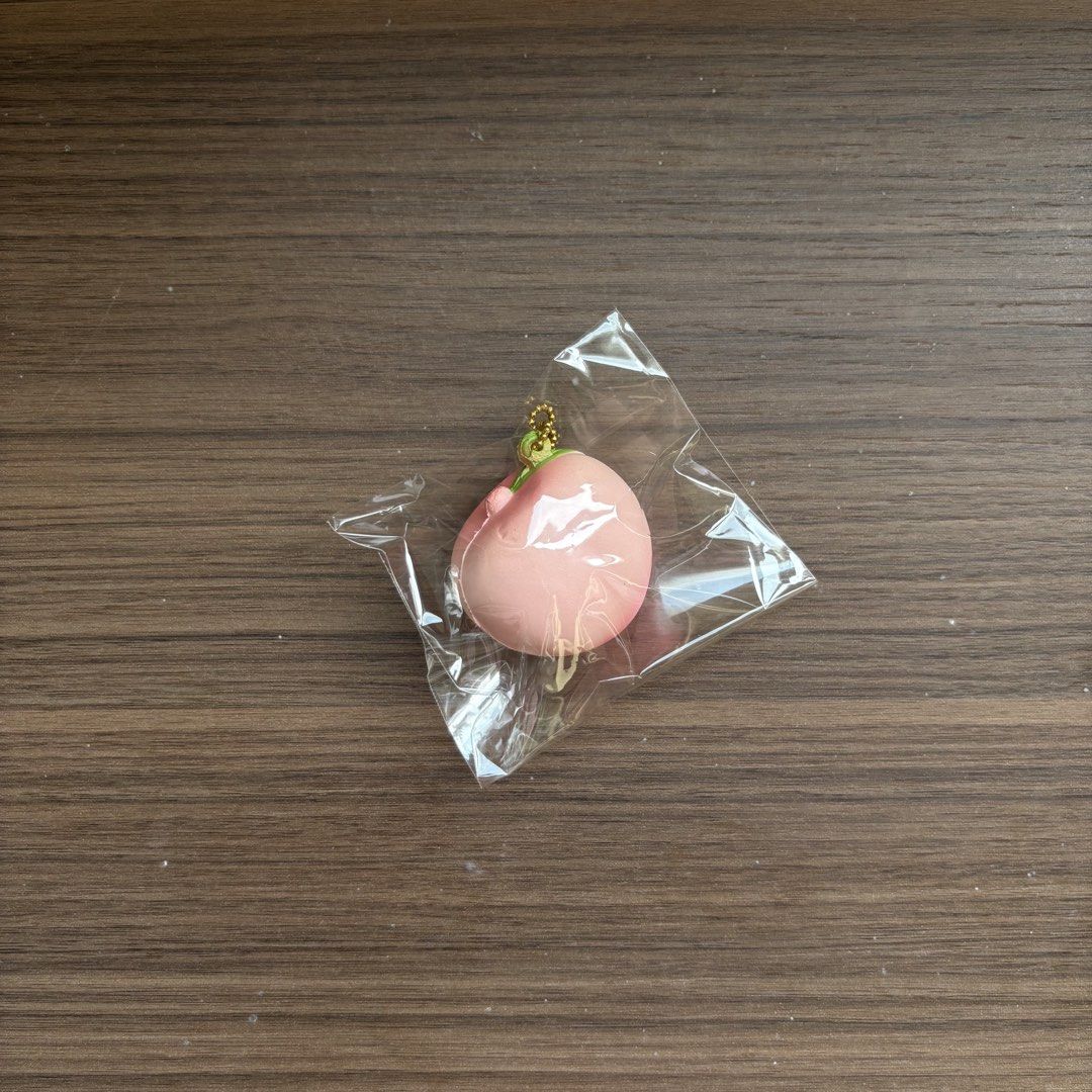 Mini Peach Squishy (Category: Designer & Blind Box Toys) located in Manila. Submitted by buttern0t (Listing ID 1462410338, Image 1). Description: 💌 for proof of transactions & safekeeping of items , dm us on IG @dara.aniks / @puffyberries ✮⋆˙.