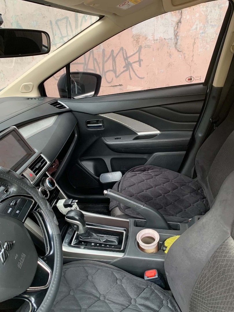 Mitsubishi Xpander GLS Auto (Category: Used Cars) located in Quezon City. Submitted by jam_mariano (Listing ID 1462378105, Image 2). Description: Mitsubishi Expander GLS 2019. New battery Freshly detailed Newly change oil With free deep dish. ⛔ PASS SA BUY AND SELL ⛔ Automatic transmission push start button 1.5 gas enginesfuel efficient 7-8 seaters 60k original odo Wellmaintained mabango. Good engine condition All good tires. Registration and Tra