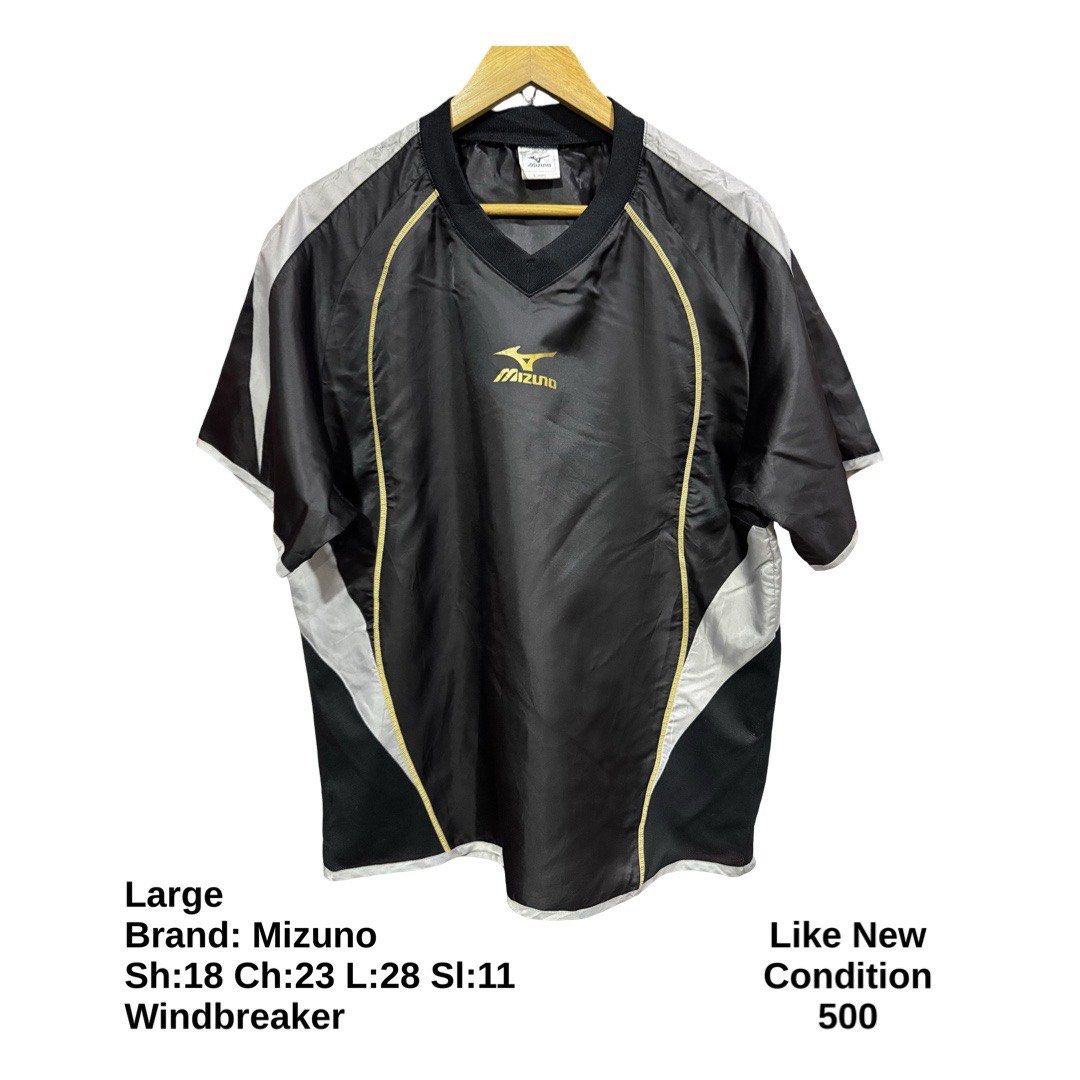 Mizuno Lightweight Pullover (Category: Coats, Jackets and Outerwear) located in Bulacan. Submitted by rlemonfashionshop (Listing ID 1462418448, Image 1). Description: Premium Class Quality Items. Actual Item on Photo with Good/Mint Condition. Message us for inquiries, more information and confirmation. Wash before wearing. Thank you so much..