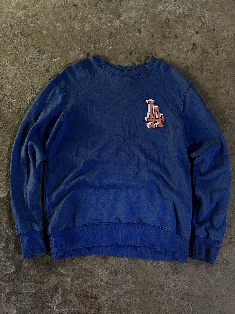 MLB Like Series LA Dodgers sweatshirt (Category: Coats, Jackets and Outerwear) located in Asingan. Submitted by kulot-thrift (Listing ID 1462314146, Image 1). Description: .