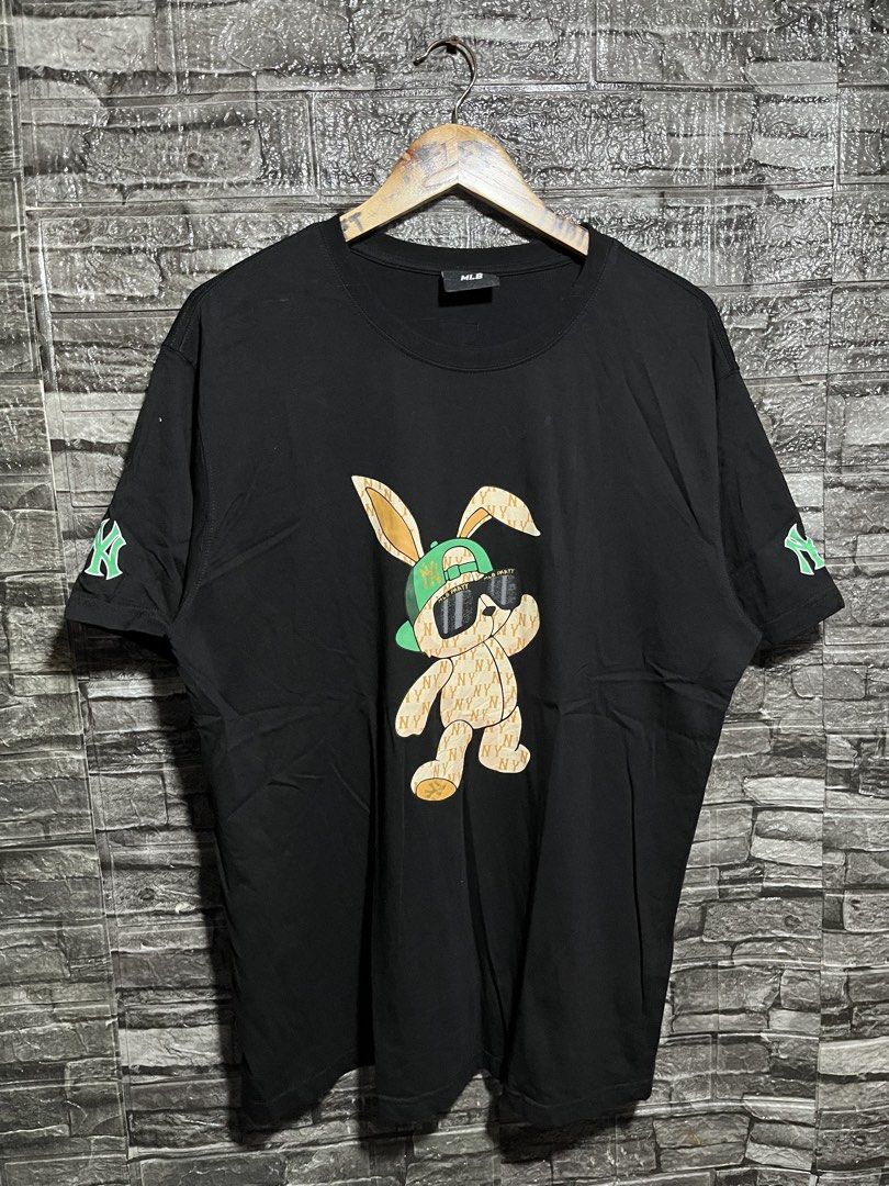 Mlb New York Yankees Shirt (Category: Tshirts & Polo Shirts ) located in Manila. Submitted by flex_curation (Listing ID 1462346783, Image 1). Description: 22x29 IN VERY GOOD CONDITION AND IN PRESENTABLE CONDITION BACOOR CAVITE LOC.