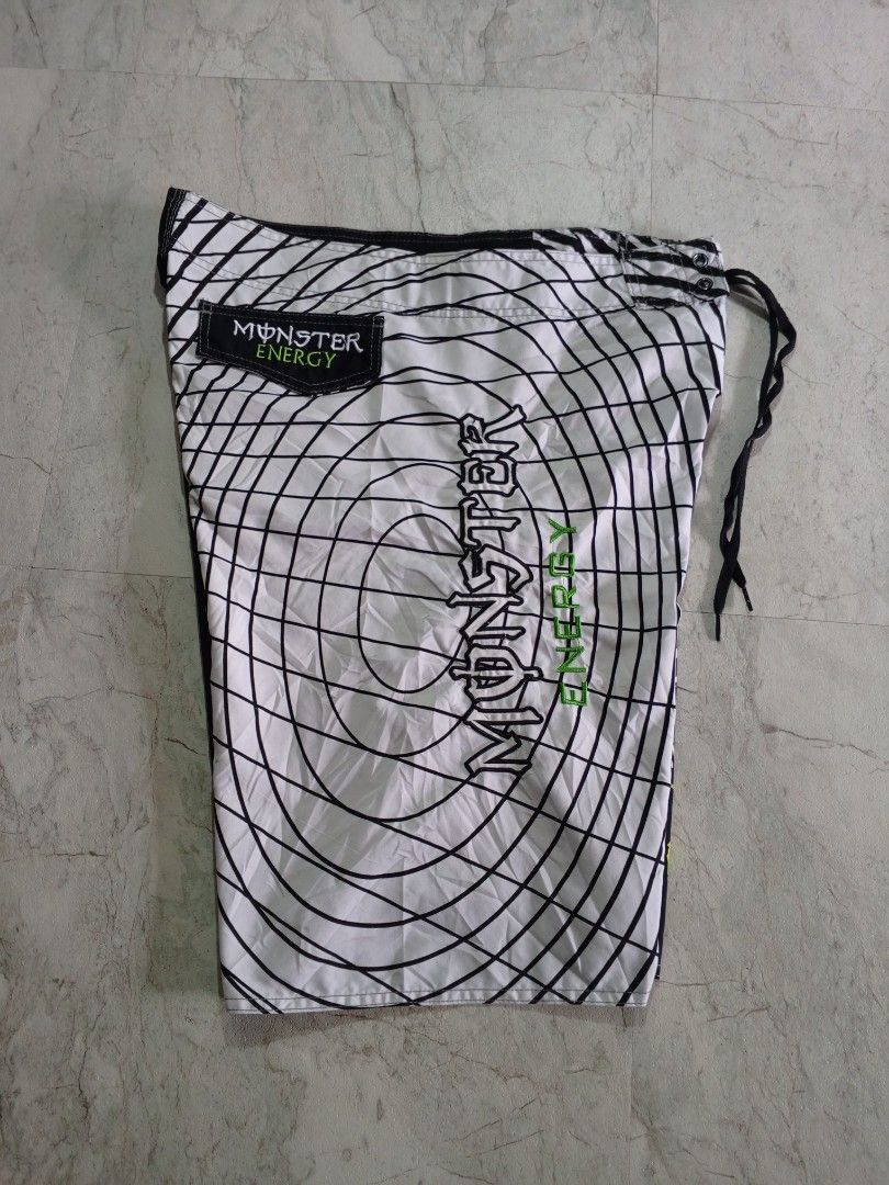 Monster energy Board short (Category: Swim Trunks & Board Shorts) located in Manila. Submitted by calmstar-c79f75 (Listing ID 1462349094, Image 3). Description: As new pa Po NASA picture napo Yung dimes.