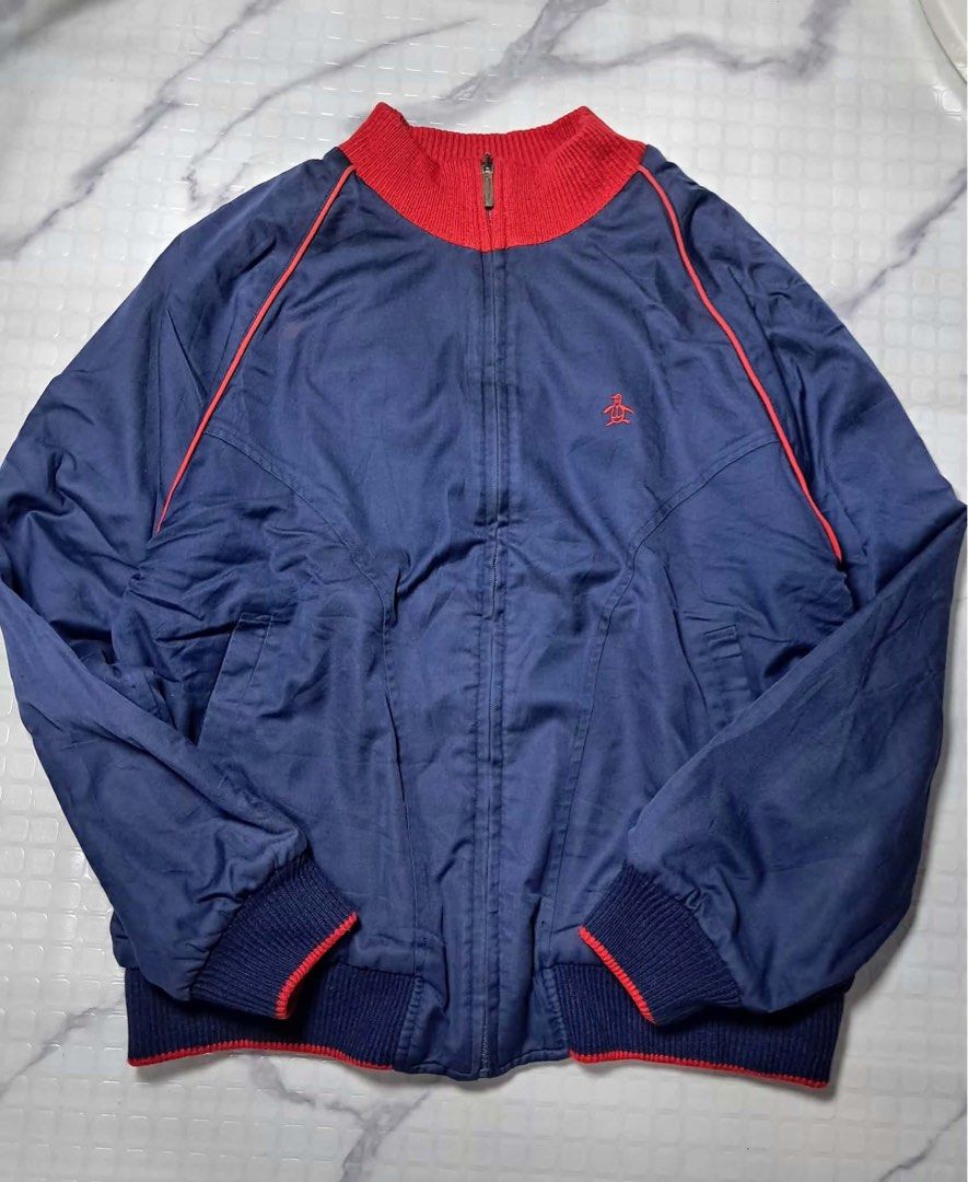 Munsingwear Grand Slam Zip-Up Reversible Jacket Large (Category: Coats, Jackets and Outerwear) located in Baguio. Submitted by padisellsz (Listing ID 1462346689, Image 2). Description: - Two Munsingwear Jackets: 1 Red, 1 Navy Blue with Red Trim - Very good condition - No issues - Size: Large (L) - Measurements: 23 inches wide, 25 inches long - Versatile: Ideal for casual wear or sports activities - Authentic Munsingwear: Features the signature pe