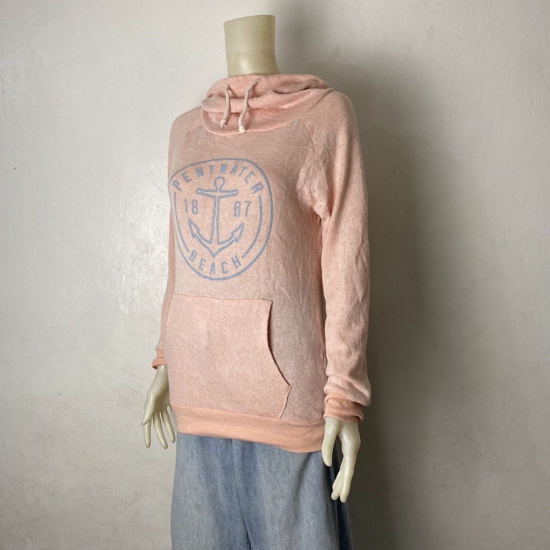 MV Sport 🌸| Peach High neck Jacket (Category: Coats, Jackets and Outerwear) located in Bulacan. Submitted by orc.ph (Listing ID 1462351207, Image 3). Description: MV Sport ✨ | Peach High neck Jacket Material Used: Cotton - Peach - Long Sleeve - High neck - Double Pockets - Beach Vibes - Front Print Beach Design - Casual - Semi Formal - Streetwear ‎-Size: XS -Width:16" ‎-Length: 24" ‎ ‎Pristine Condition. No Visible Flaws. No Issue At All ‎ ‎⚠️No