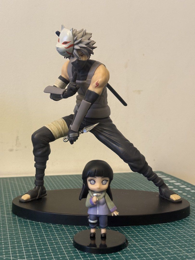 Naruto Funko Pop (Category: Designer & Blind Box Toys) located in Manila. Submitted by cmc_sells (Listing ID 1462391023, Image 2). Description: Naruto Rasengan w acrylic box - 500 Sasuke Rinnegan w acrylic box - 500 Kakashi + Hinata freebie - 300 All in perfect condition, no hidden issues..