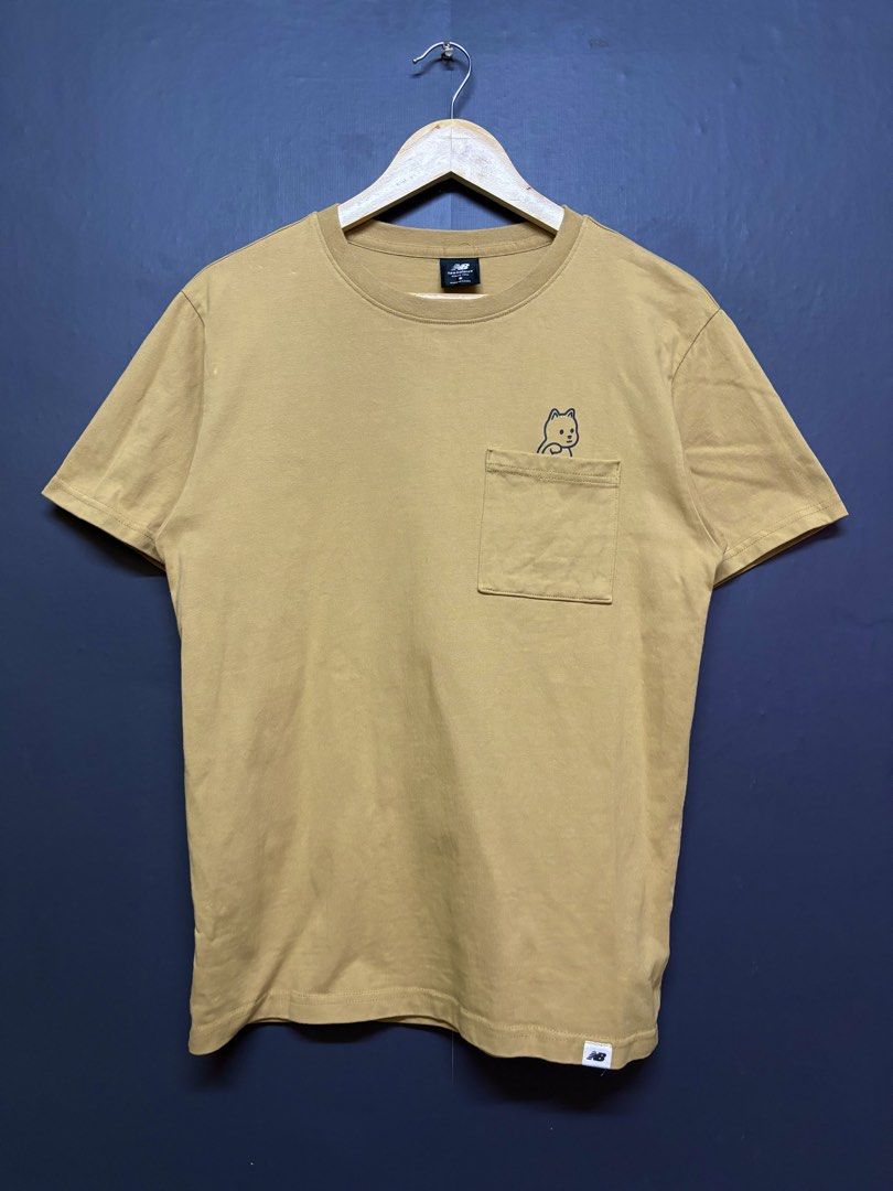 New Balance (Category: Tshirts & Polo Shirts ) located in Cavite. Submitted by staythrifted.23 (Listing ID 1462289994, Image 1). Description: Size : small on 🏷️ Dimes : Length 26 Width 19.5 Condition : Like new Color rate : 10/10 Washed and ready to wear Issue : Small Pin hole Sleeve Part Loc. Cavite We ship nationwide Payment first .