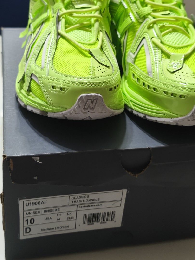 New Balance 1906A Neon Green (Category: Sneakers) located in Las Pinas. Submitted by shoeandstuffsaloon (Listing ID 1462338064, Image 3). Description: - Brand: New Balance - Model: 1906R - Color: Bright Neon Green - Size: 10 US Men's - Unisex fit - Ideal for: Running, everyday wear - Includes original box - Features: Eye-catching design.