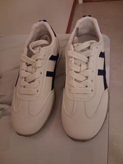 （分類：）位於 。 由 purchasing69600 提交（商品編號 1462378563，圖片 1）。簡介： 。