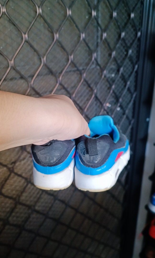 Nike Air Max orig (Category: Babies & Kids Fashion) located in Cavite. Submitted by premfinds (Listing ID 1462437795, Image 2). Description: 17cm 11C orig Nike.