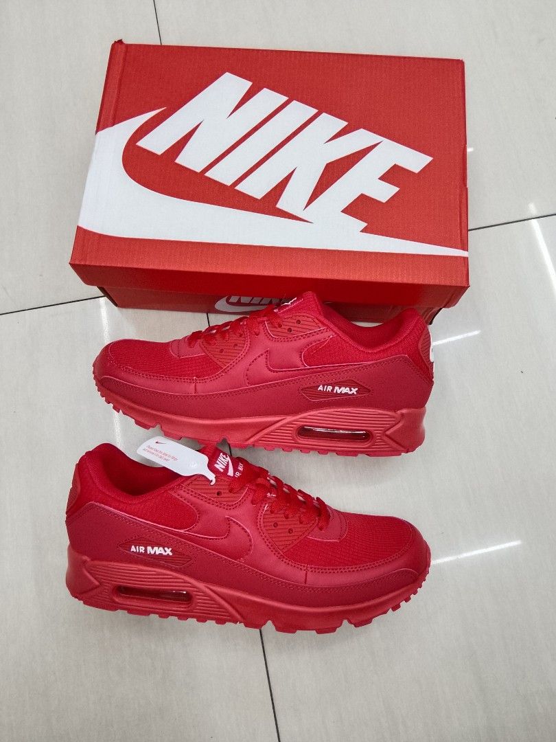 Nike Airmax 90 "University Red"🌹🍒🍅 (Category: Sneakers) located in Manila. Submitted by josier_181 (Listing ID 1462435881, Image 1). Description: Available now Ma'am/Sir Pm for more details Your order via lalamove COD or GCASH payment. Kung anong nasa post ko po yun po mismo ang dadating na item sa inyo 💯 Good quality and condition Thank you and God bless Womens Size Guide 5US - 36 EU/FR - 22CM 6US - 37 EU/FR - 23CM 6.5US - 37.5 EU/FR - 23.5C