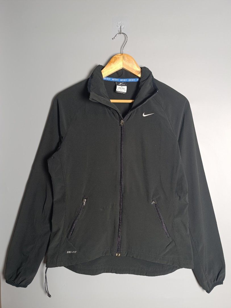 Nike Dri-FIT Black Running Jacket Size M (Category: Coats, Jackets and Outerwear) located in Magalang. Submitted by acethriftonlineshop (Listing ID 1462432544, Image 1). Description: Nike Dri-Fit Lightweight Zip-Up Athletic Jacket Dimension: 19 x 26 Size: S-M Price: 699.