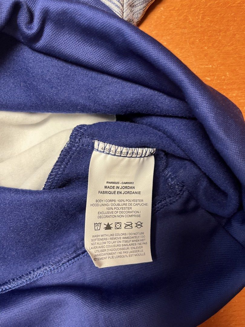 Nike Dri-FIT Hoodie Size L Made in Jordan （分類：衛衣）位於 Hong Kong。 由 lsftsang 提交（商品編號 1462289592，圖片 3）。簡介： Grey and blue marled Nike Dri-FIT hoodie. Size L. Made in Jordan. Polyester material. Great for workouts or casual wear. Check photos for details.。