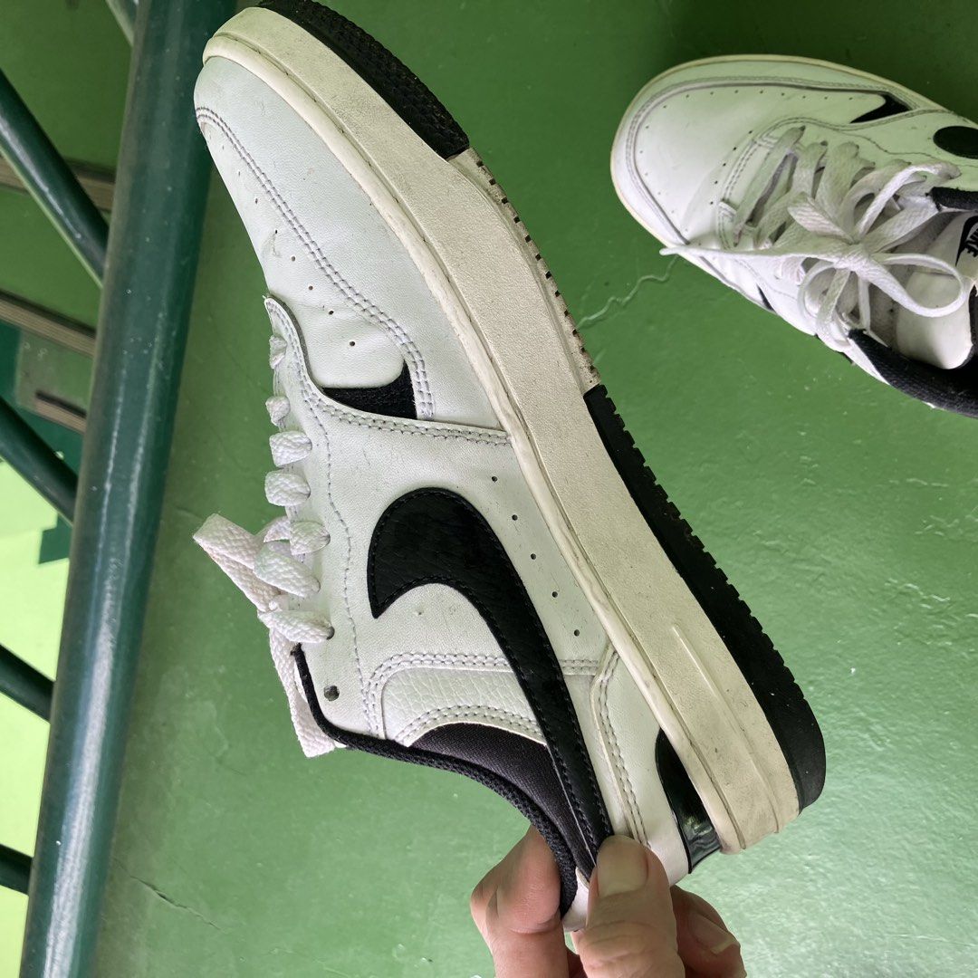 Nike Gamma force 8.5 women (Category: Sneakers) located in Calamba. Submitted by vernina22 (Listing ID 1462303953, Image 3). Description: - White Nike Gamma force Low sneakers - Black accents - Size: US 8.5 - Classic low-top design - Perfect for everyday wear.