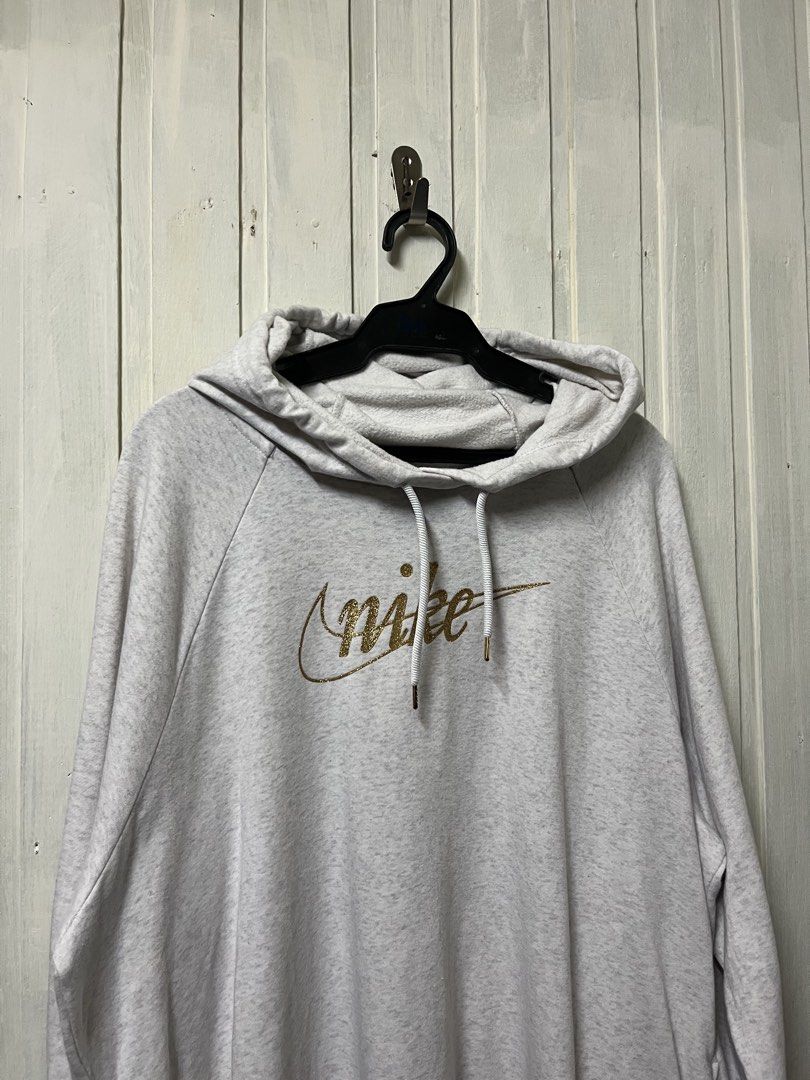 Nike Hoodie Dress (Category: Dresses) located in Muntinlupa City. Submitted by ninenine.collective (Listing ID 1462267033, Image 1). Description: Nike Hoodie Dress 26.5/34.5.