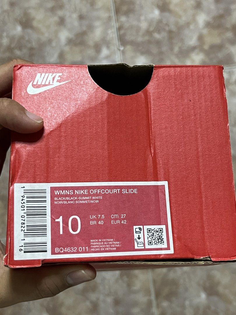 Nike Off court Slides (Category: Slippers & Slides) located in Iligan City. Submitted by curatedthrift.26 (Listing ID 1462317070, Image 2). Description: Nike Off court Slides authentic size 10 on tag Issue: stitched bottom negotiable .