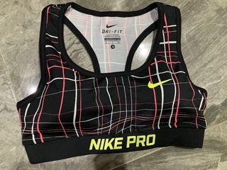 (Category: ) located in . Submitted by amorhesthrift (Listing ID 1462373731, Image 1). Description: .