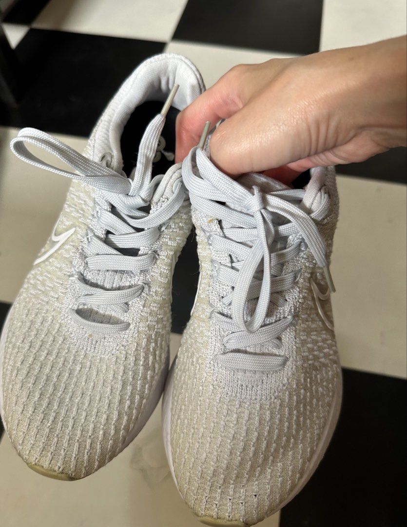 Nike React Infinity Run Flyknit 3 (Category: Sneakers) located in Quezon City. Submitted by tan__k (Listing ID 1462287432, Image 3). Description: Authentic Size US 7.5 UK 5 cm 24.
