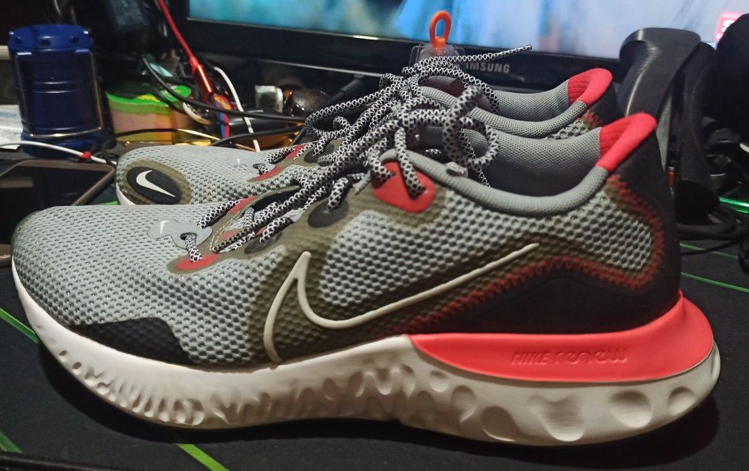 Nike Renew Running Shoes (Category: Sneakers) located in Makati City. Submitted by jerrymontano (Listing ID 1462421152, Image 2). Description: Nike Renew Running Shoes. I have an online business, products comes from USA thru balikbayan box.