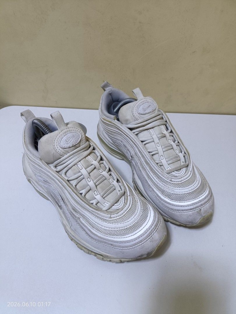 Nike women's shoes (Category: Sneakers) located in Baguio. Submitted by mariemaeb53657 (Listing ID 1462424051, Image 3). Description: .