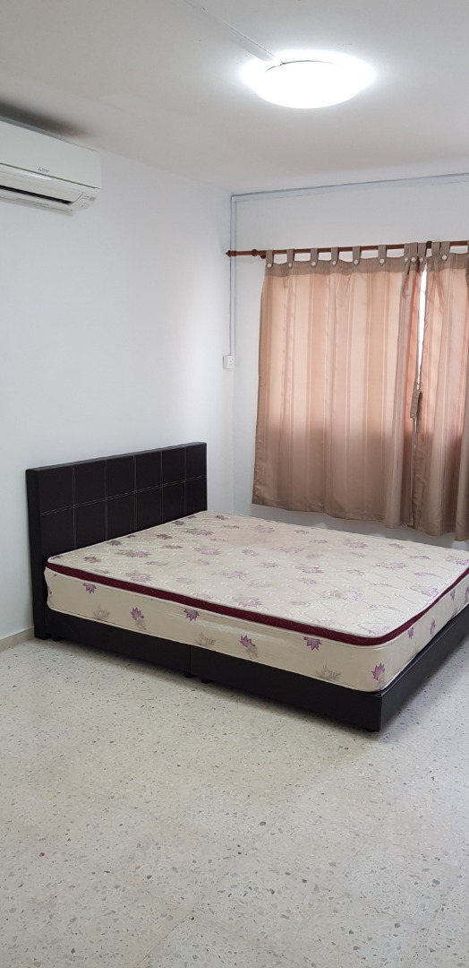 (Category: ) located in . Submitted by sgvinyl (Listing ID 1462280641, Image 1). Description: .