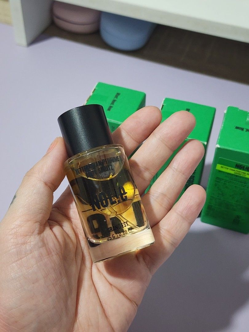 No lie perfumes (Category: Fragrance & Deodorants) located in Angeles City. Submitted by kinadi051390 (Listing ID 1462308560, Image 2). Description: 1500 each.