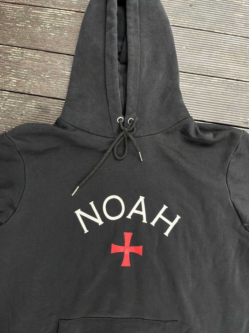 NOAH FULLOVER JACKET (Category: Coats, Jackets and Outerwear) located in Quezon City. Submitted by headline. (Listing ID 1462282254, Image 2). Description: NOAH BLACK FULLOVER EXCELLENT CONDITION SIZE:XL (for women) DIMES:24x28cm FOR ONLY:750php +SHIPPING FEE.