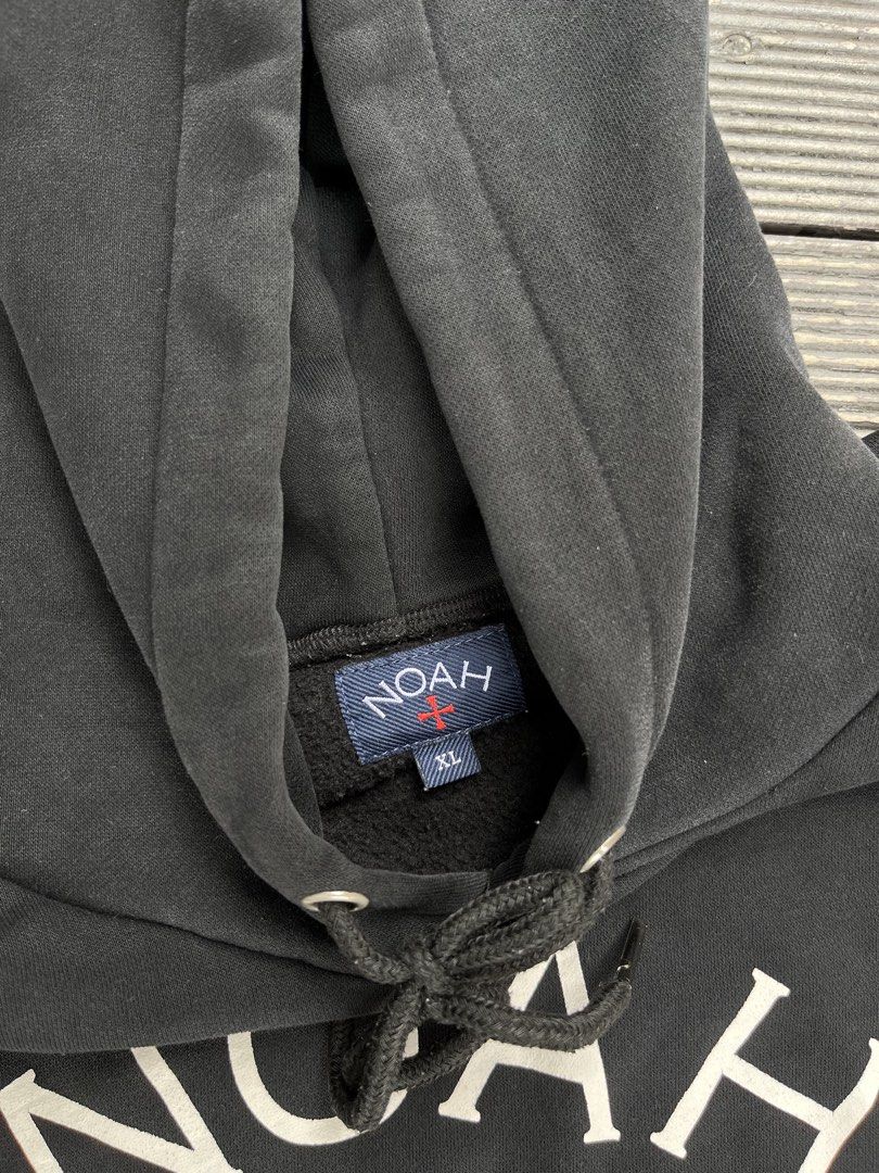 NOAH FULLOVER JACKET (Category: Coats, Jackets and Outerwear) located in Quezon City. Submitted by headline. (Listing ID 1462282254, Image 3). Description: NOAH BLACK FULLOVER EXCELLENT CONDITION SIZE:XL (for women) DIMES:24x28cm FOR ONLY:750php +SHIPPING FEE.