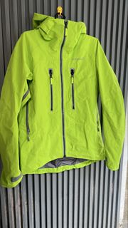 (Category: ) located in . Submitted by vercale (Listing ID 1462315572, Image 1). Description: .