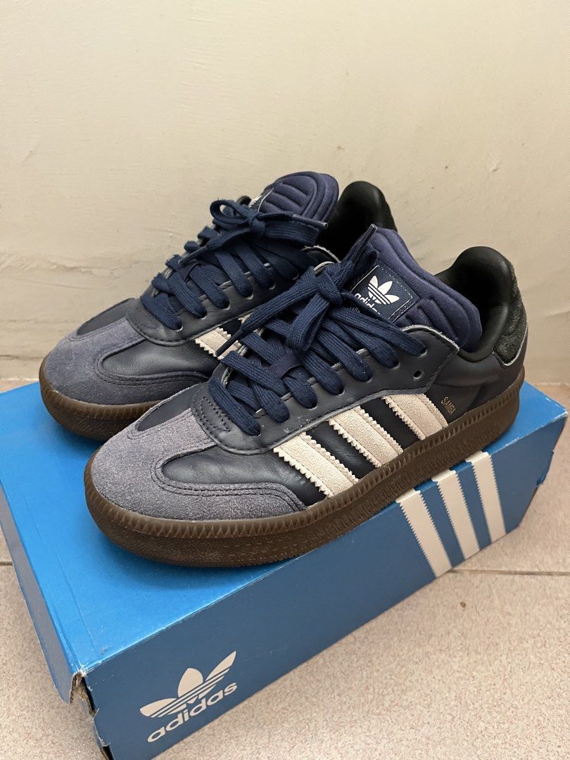 OG SAMBA XLG (Category: Sneakers) located in Bustos. Submitted by loved_rei (Listing ID 1462303454, Image 1). Description: - barely used rfs: declutterring .