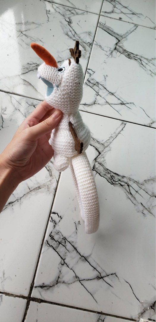 Olaf knitted disney headband (Category: Babies & Kids Fashion) located in Manila. Submitted by muimee30 (Listing ID 1462398704, Image 3). Description: .