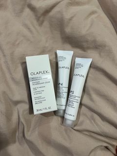 (Category: ) located in . Submitted by sofeasmakeupdrawer (Listing ID 1462383716, Image 1). Description: .