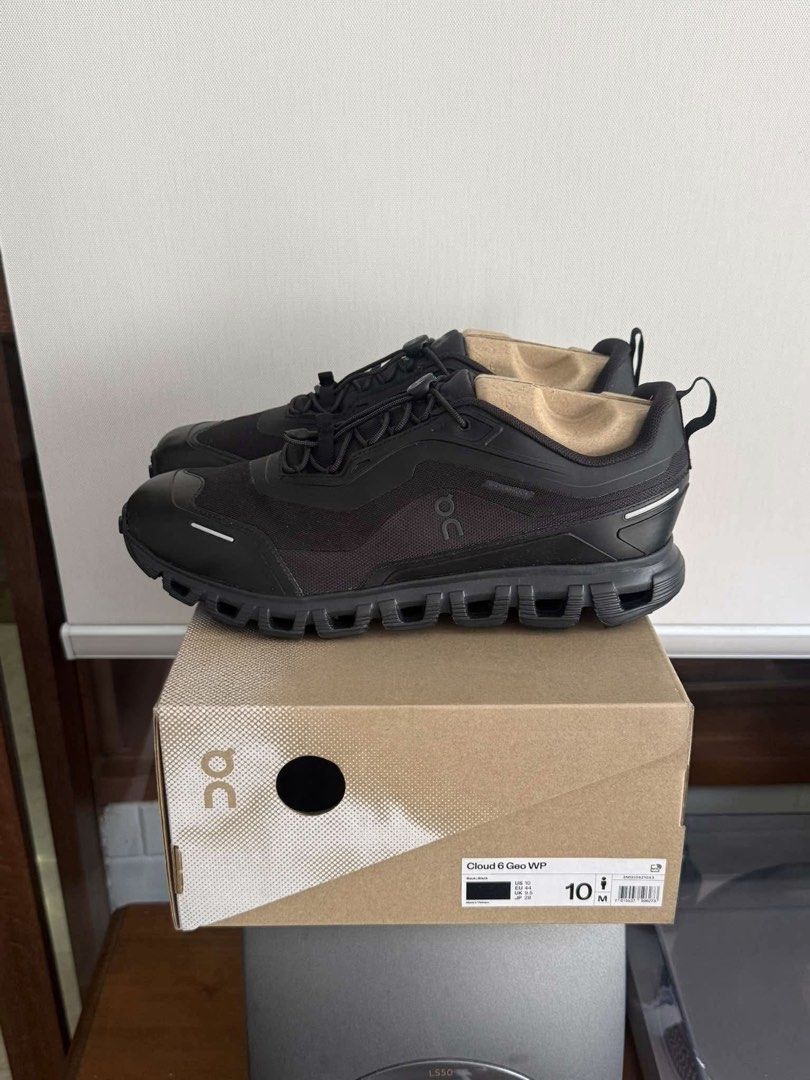 ON Cloud Geo 6 WP Waterproof Black (Category: Sneakers) located in Bocaue. Submitted by asys06 (Listing ID 1462357117, Image 1). Description: - ON Cloud 6 Geo WP Shoes - Color: Black - Size: US Men's 10 - Waterproof design - Comes with original box - Ideal for running and everyday wear - Ready for your next adventure.