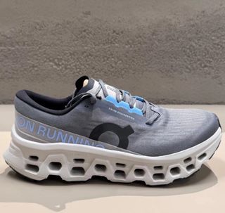 （分類：）位於 。 由 sneakerssssssssssss 提交（商品編號 1462356878，圖片 1）。簡介： 。