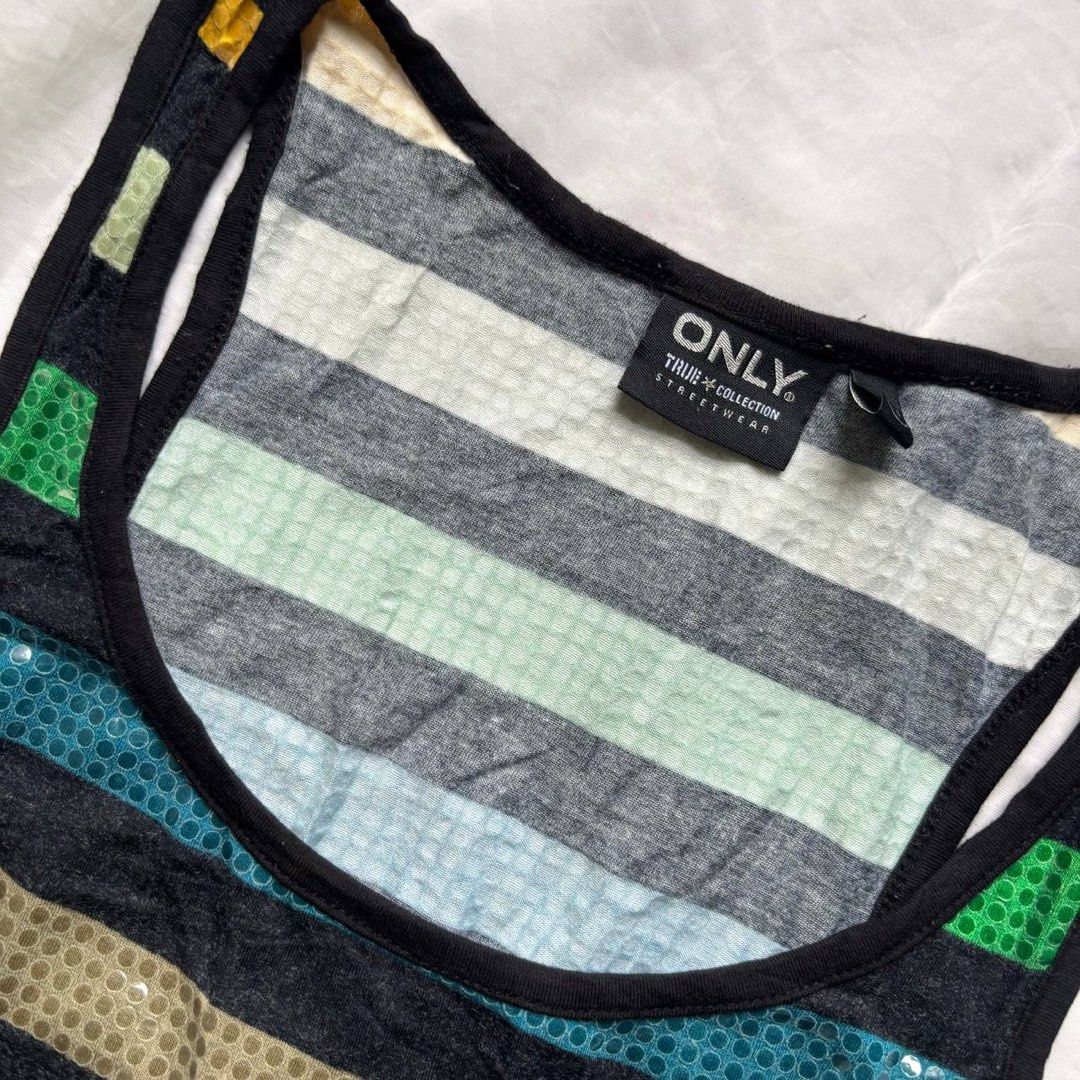 ONLY Striped Sequin Tank Top (Category: Sleeveless) located in Manila. Submitted by petalfinds_ (Listing ID 1462388176, Image 2). Description: ᥫ᭡.ִֶָ𓂃 colorful sequins tank top ౨ৎ 𝐛𝐫𝐚𝐧𝐝: only ౨ৎ 𝐬𝐢𝐳𝐞: medium to semi large 🫧⋆｡˚ 𝐝𝐞𝐭𝐚𝐢𝐥𝐬: PRETTYYYY! 🤍 no issue! ─── ⋆⋅☆⋅⋆ ── 𝖒𝖎𝖓𝖊 (𝖆𝖚𝖙𝖔 𝖞𝖔𝖚𝖗𝖘): 159.