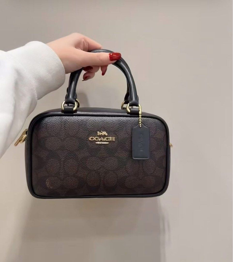 💯ORIGINAL COACH SATCHEL CROSSBODY WALNUT (Category: Cross-body Bags) located in Quezon City. Submitted by ashongsstore (Listing ID 1462269623, Image 3). Description: 👜 C🅾️ACH COLLECTION👜 🇵🇭AVAILABLE🇵🇭 Mini Bags Small bags, BIG STYLE! 😍💕 For the girls who love keeping it cute, classy, and compact — these C0ach mini bags are perfect for you! ✨ Mini Rowan Mini Satchel Mini City Tote Crossbody Lacey (New Version) Crossbody Perfect for your 