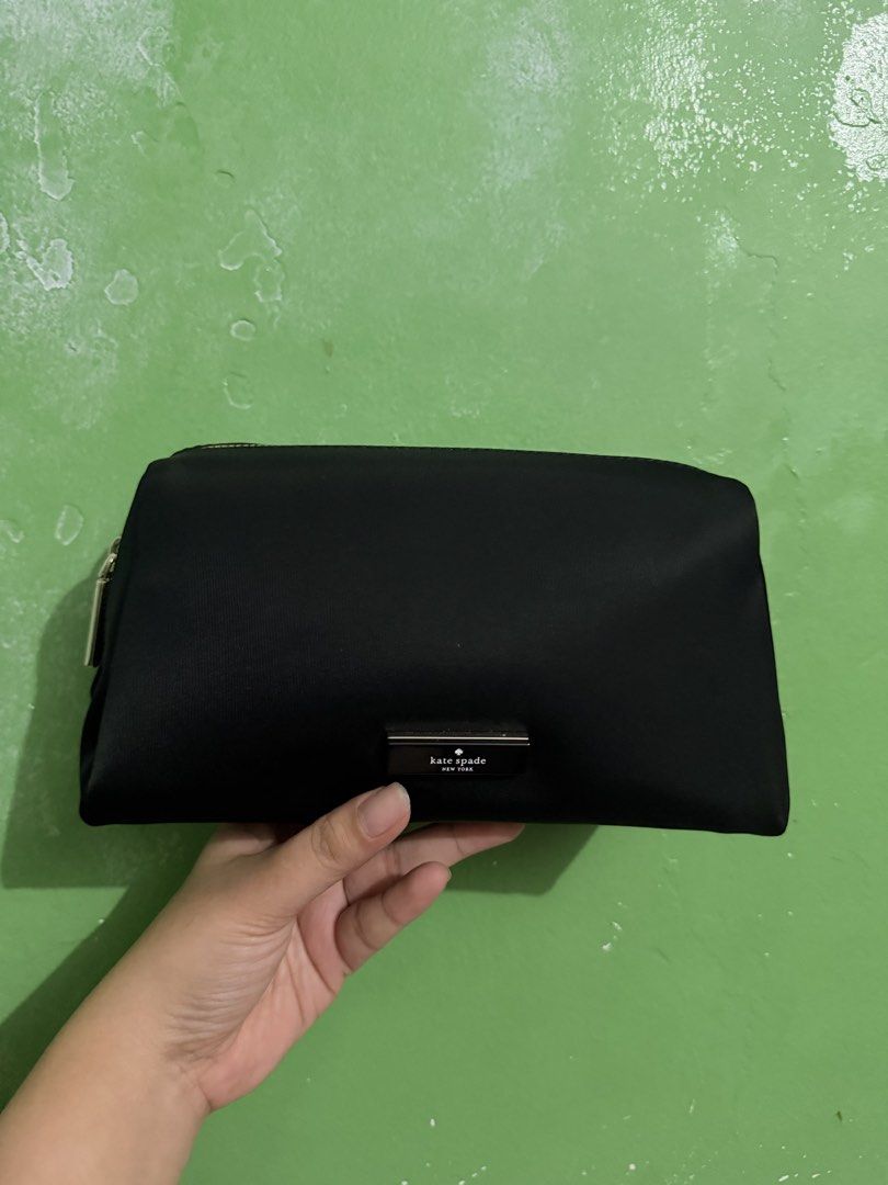 ORIGINAL Kate Spade Nylon Pouch (Category: Purses & Pouches) located in Manila. Submitted by janinegordula03 (Listing ID 1462346242, Image 1). Description: ‎-Preloved but good as new since I used it only once -pristine condition ‎-can send more photos upon request -Mode of payment: Bank transfer Instapay only ‎Mode of Delivery: ‎Shipment via J&T,Grab, or Lalamove ‎Can do meet up on the following location: SM North Trinoma Vertis North ‎SM Makati 