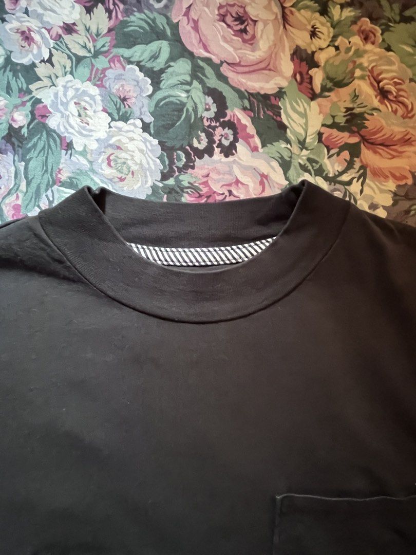 Original Volcom Black Top (Category: Shirts) located in Bulacan. Submitted by zzzelshop (Listing ID 1462287320, Image 3). Description: •Black Top •smooth cotton •Print at the back is still smooth, no cracks, no scratches • size S-M •17 inches width, 18 inches length .