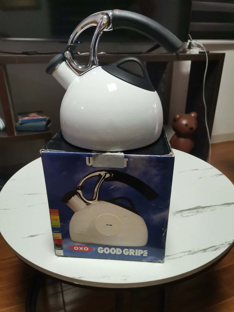 OXO Good Grips Uplift Whistling Tea Kettle (Category: Other Home Appliances) located in Manila. Submitted by jaimes05 (Listing ID 1462384909, Image 3). Description: - with box - with plastic .