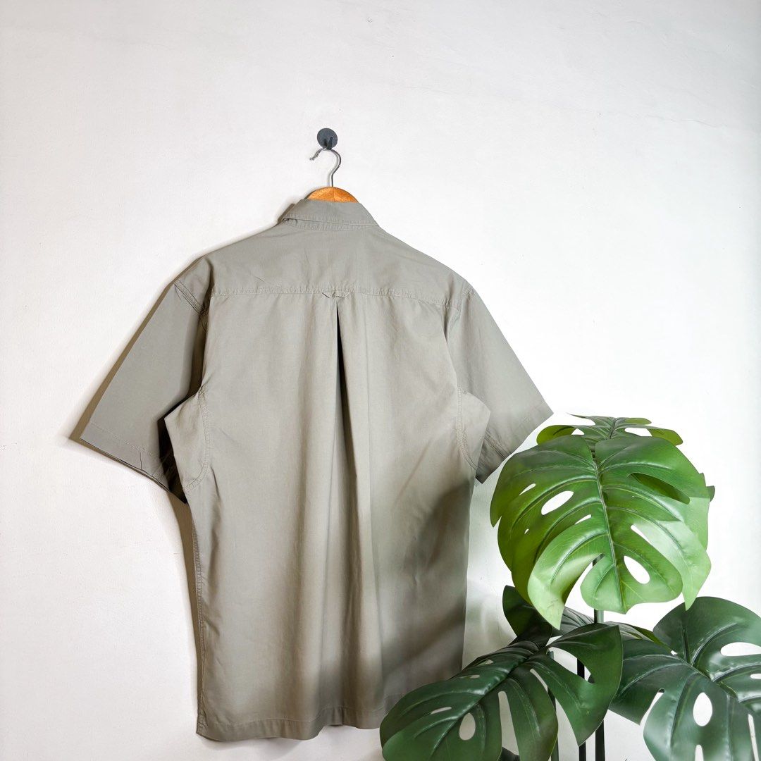 Pacific Trail | Outdoor Polo. (Category: Tshirts & Polo Shirts ) located in Manila. Submitted by bypiecesandstories (Listing ID 1462267560, Image 2). Description: Pacific Trail | Outdoor Polo. 799 PHP 🧡 Perfect Condition Can Fit — Small to Large Dimensions — W 24" L 30" Made for easy days and a little adventure, this polo brings a relaxed outdoor feel without trying too hard. A versatile piece that works just as well on the city as it does on we