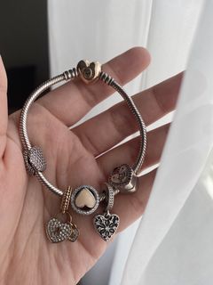 (Category: ) located in . Submitted by coolshop88 (Listing ID 1462323046, Image 1). Description: .