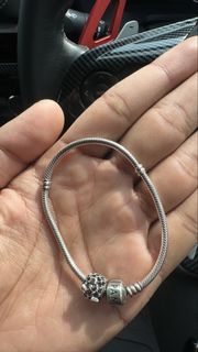 (Category: ) located in . Submitted by black_mala01 (Listing ID 1462312075, Image 1). Description: .