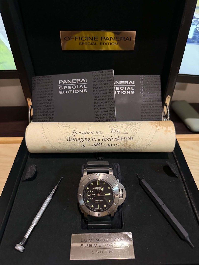 Panerai Pam00364 (Category: Men's Watches) located in Mandaluyong City. Submitted by punywrist (Listing ID 1462402329, Image 1). Description: For sale Very Good Condition 9/10 Panerai Pam00364 Luminor Submersible 1950 2500M 3days 47mm Titanium Rubber strap Limited Edition 676/1000 Complete Set.