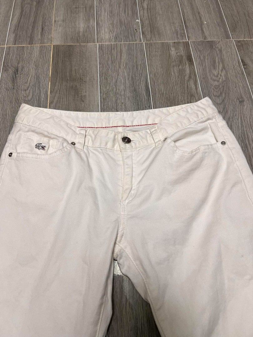 Pants (Category: Activewear) located in Titay. Submitted by rasyu_subano (Listing ID 1462332265, Image 3). Description: waistline 28 no issues.
