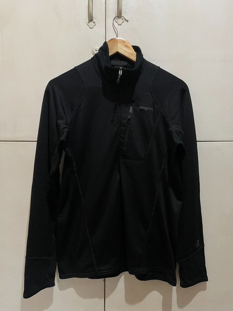 AUTHENTIC PATAGONIA 'HERBAL LIFE' FLEECE JACKET (Category: Coats, Jackets and Outerwear) located in Manila. Submitted by ako.si.lemmor (Listing ID 1462316950, Image 1). Description: This item is authentic but thrifted, manage your expectation. Dimes: 20X26.5 (M-L) Color rate: 9/10 Issue: Signs of usage Shipping at your own cost or pickup Mandaluyong..