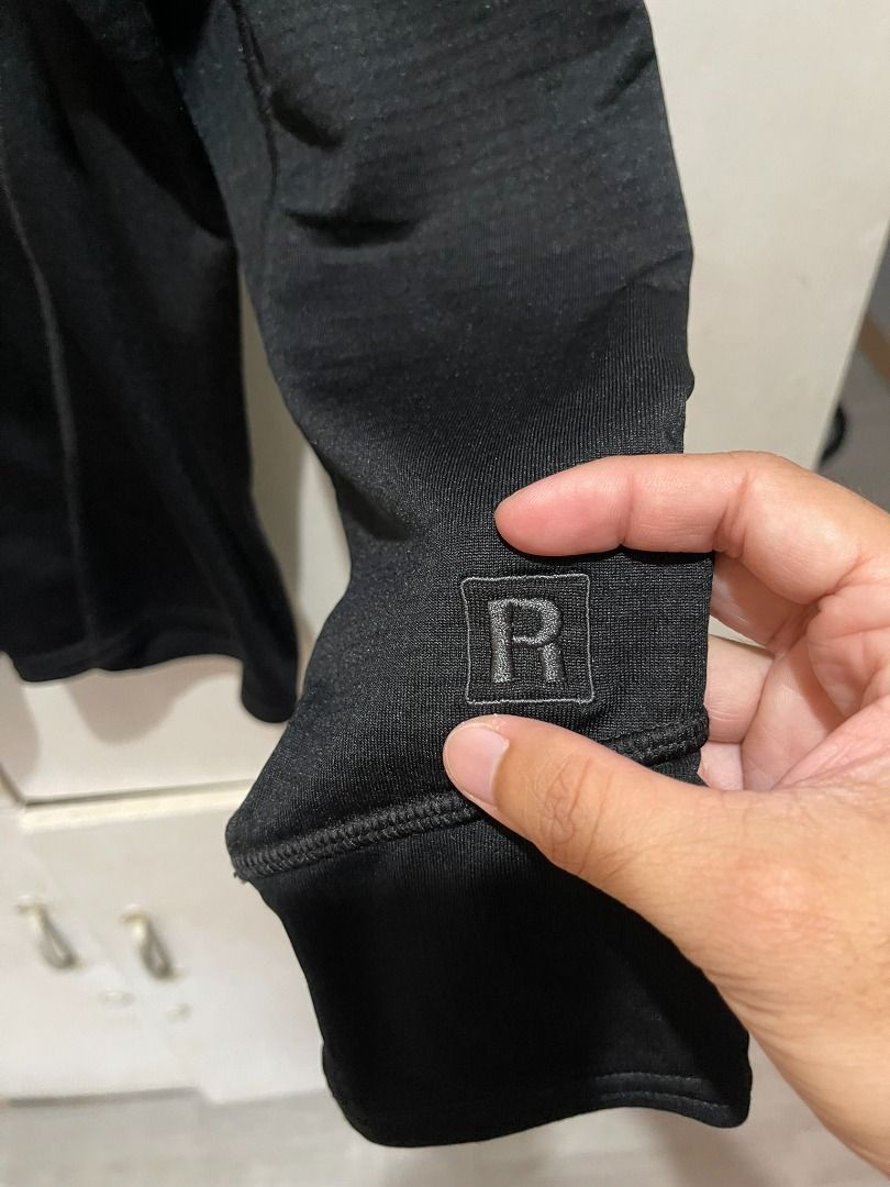 AUTHENTIC PATAGONIA 'HERBAL LIFE' FLEECE JACKET (Category: Coats, Jackets and Outerwear) located in Manila. Submitted by ako.si.lemmor (Listing ID 1462316950, Image 3). Description: This item is authentic but thrifted, manage your expectation. Dimes: 20X26.5 (M-L) Color rate: 9/10 Issue: Signs of usage Shipping at your own cost or pickup Mandaluyong..
