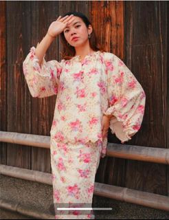 (Category: ) located in . Submitted by shoppmami (Listing ID 1462287089, Image 1). Description: .