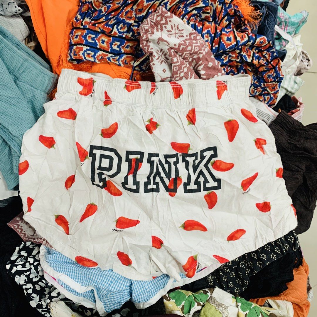 PINK BY VICTORIA’S SECRET (Category: Shorts) located in Kabankalan. Submitted by leans_closet (Listing ID 1462371485, Image 1). Description: .