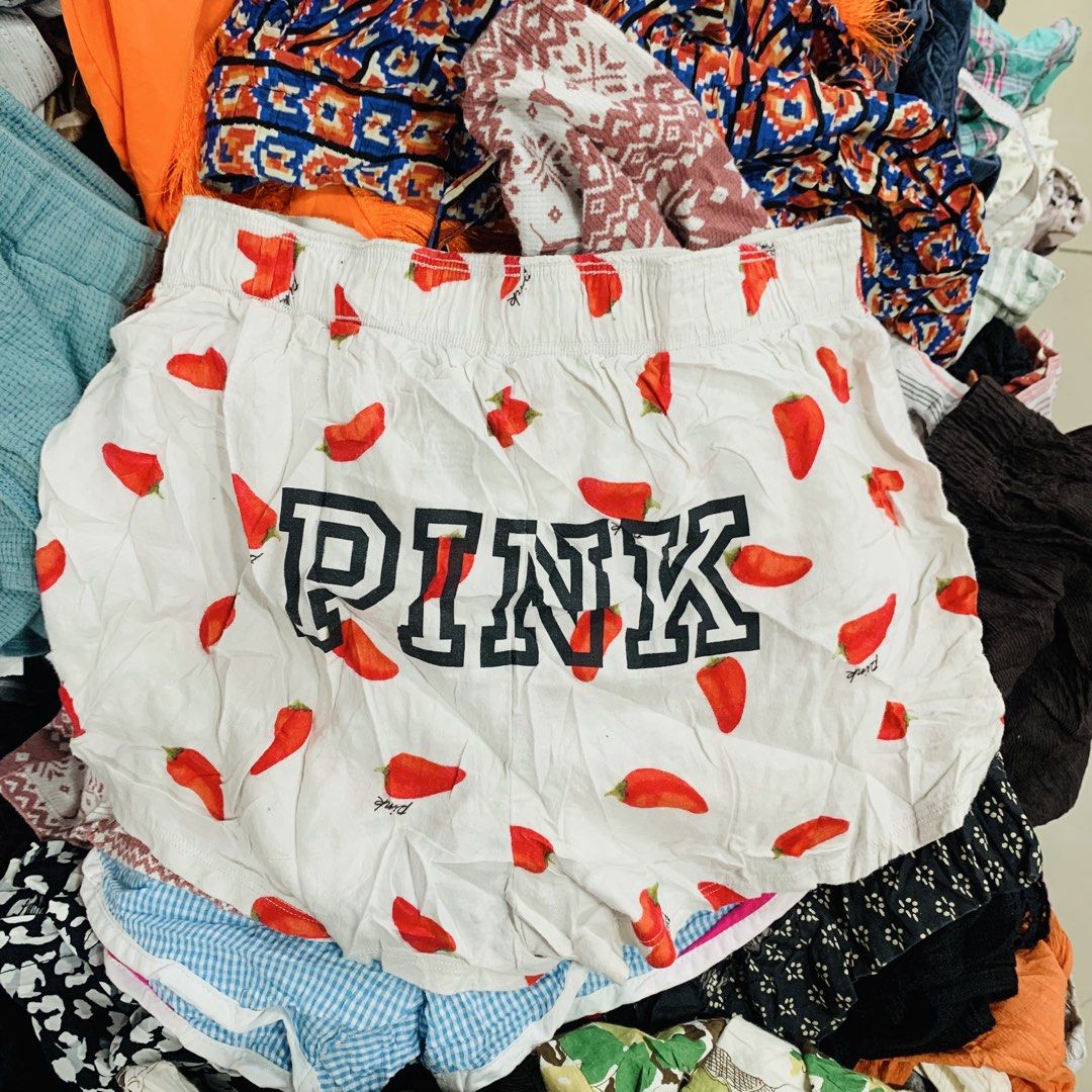 PINK BY VICTORIA’S SECRET (Category: Shorts) located in Kabankalan. Submitted by leans_closet (Listing ID 1462371485, Image 2). Description: .