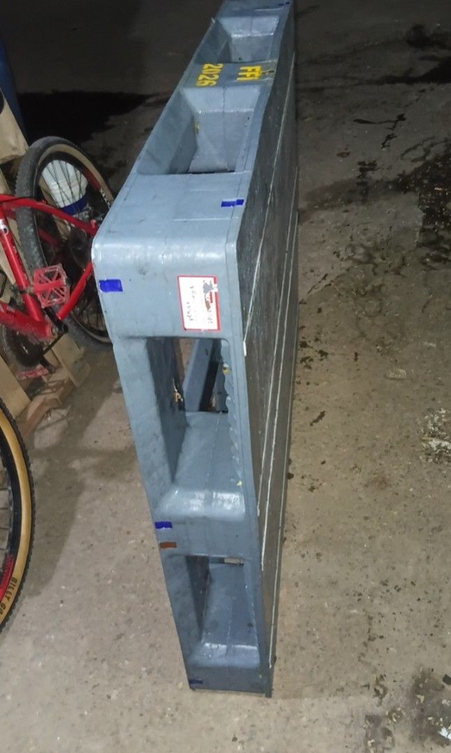 Plastic Pallet Plaintop (Category: Announcements) located in Valenzuela. Submitted by epicowl_9c0a0e (Listing ID 1462262479, Image 3). Description: For sale Plastic Pallet.